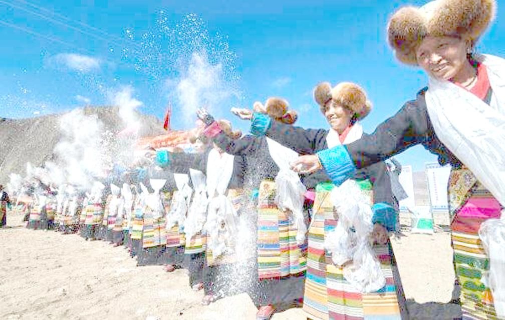 Народный праздник в Тибете