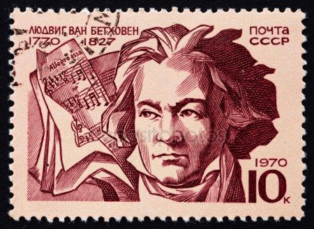 Удостоверение Симоны Вейль (1909 – 1943) – члена организации «Сражающаяся Франция». Эмигрировав в США, Вейль переправил туда своих родителей и сестру, но Симона вернулась в Англию, чтоб в «Сражающейся Франции» бороться с нацизмом