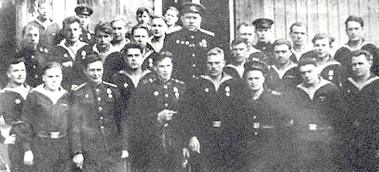 Группа военнослужащих «Смерш» Краснознамённого Балтийского флота, фото 1945 года.