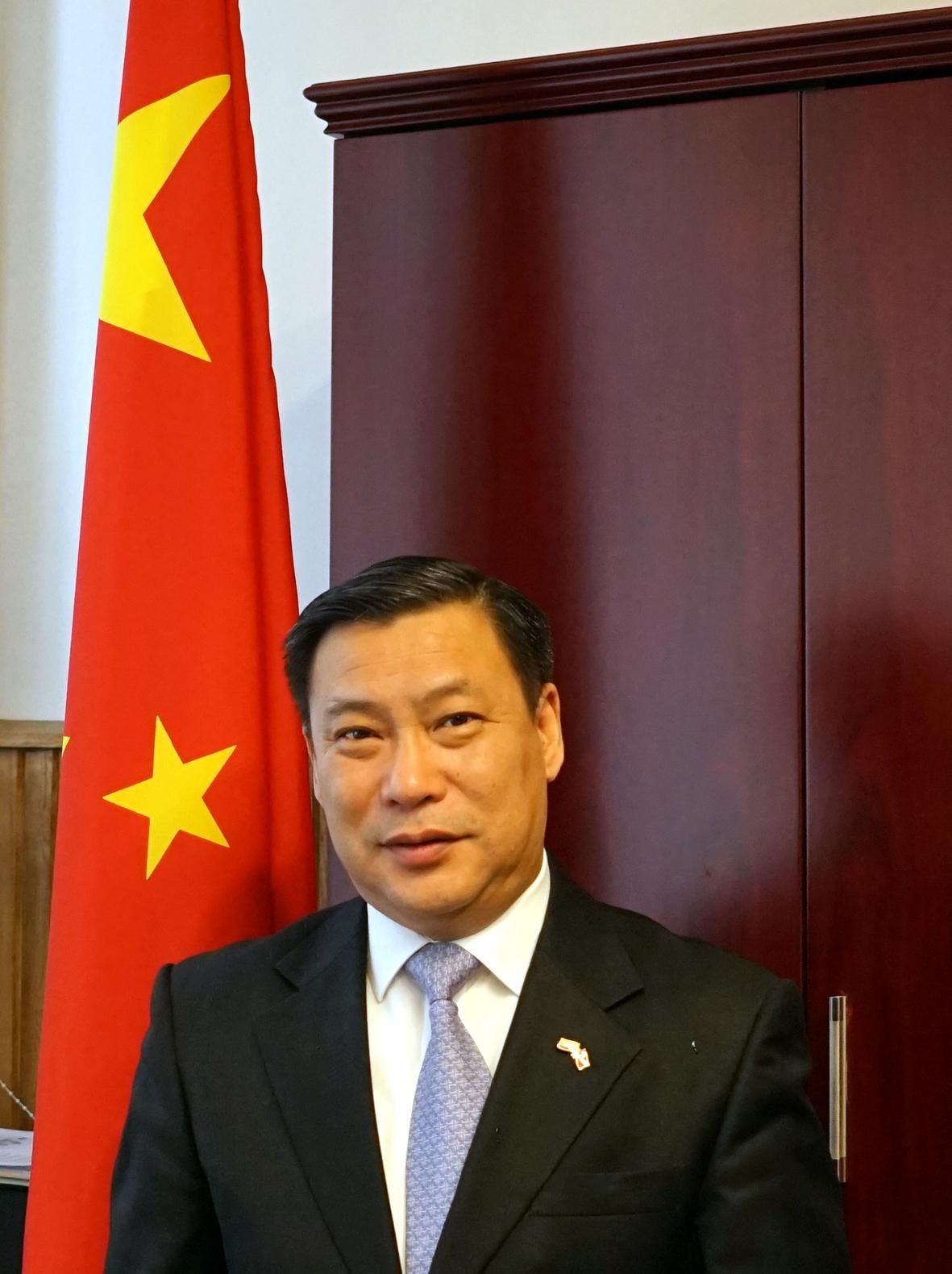 Чрезвычайный и Полномочный посол КНР в Литве Шэн ЖифЭй