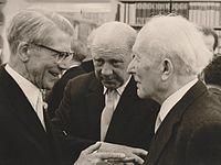Фридрих Хунд, Вернер Гейзенберг и Макс Борн (Гёттинген, 1966)