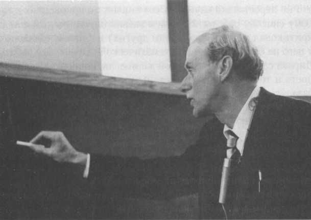 Поль Дирак во время лекции в Иешива - университете Нью-Йорка, 1962 год.