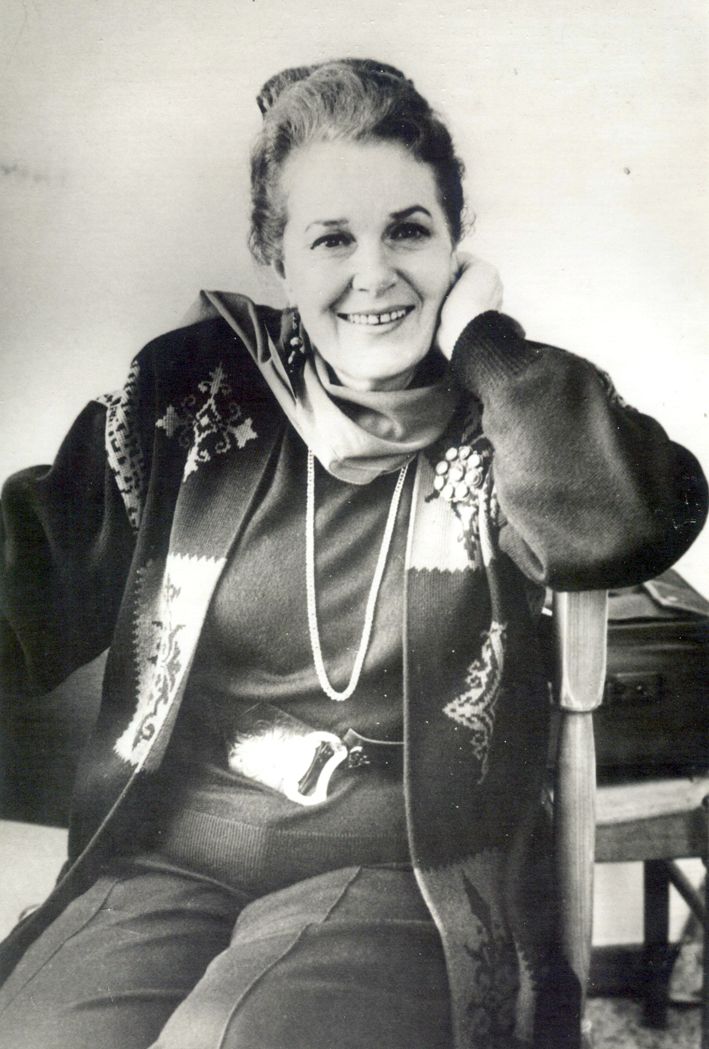 Элина Быстрицкая