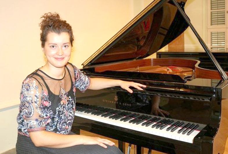 Анна Генюшене