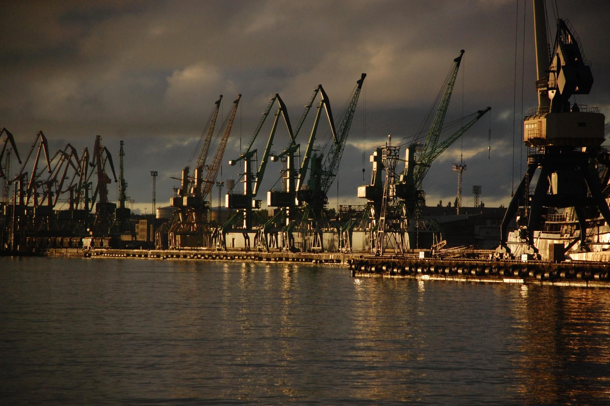Клайпедский порт фото: 1zoom.ru