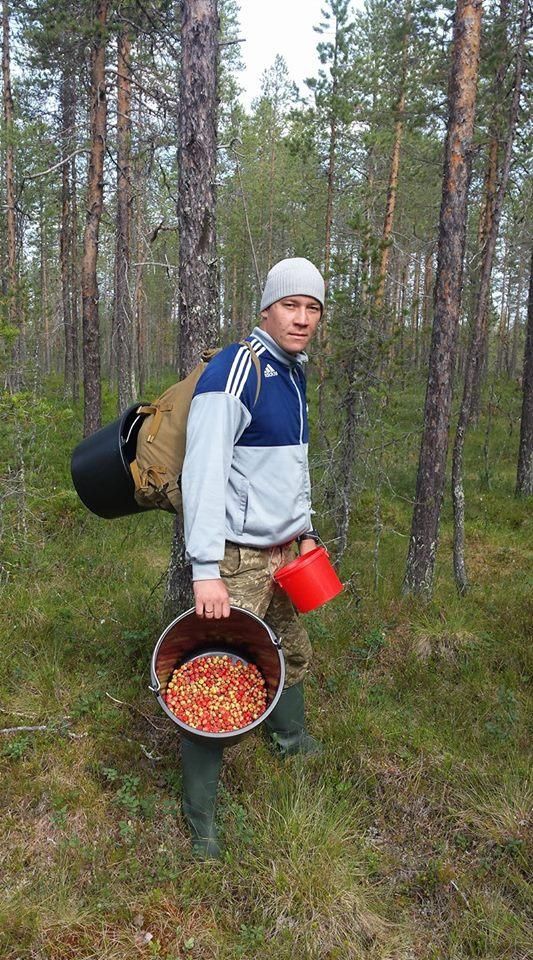 Наши земляки на "тихой охоте" в лесах Швеции, фото: Андрей Майданский