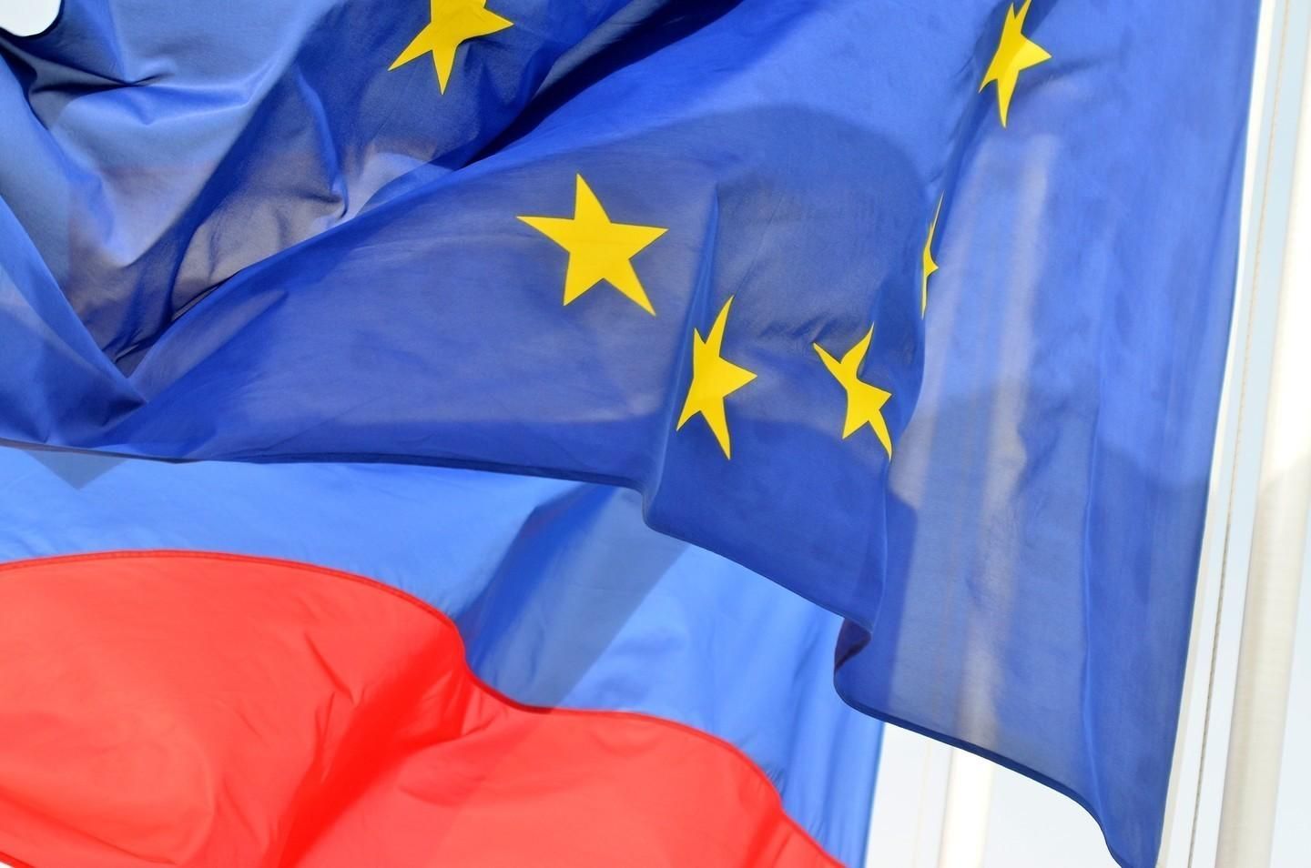 Флаги России и ЕС. Фото: © РИА Новости/Владимир Сергеев