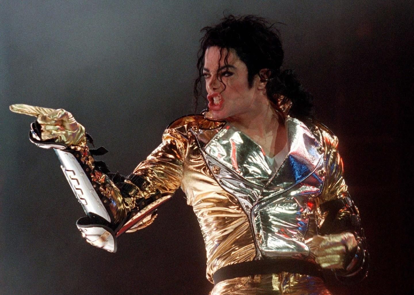 Майкл Джексон на концерте в Праге. 7 сентября 1996 года. Фото: © REUTERS/Petr David Josek