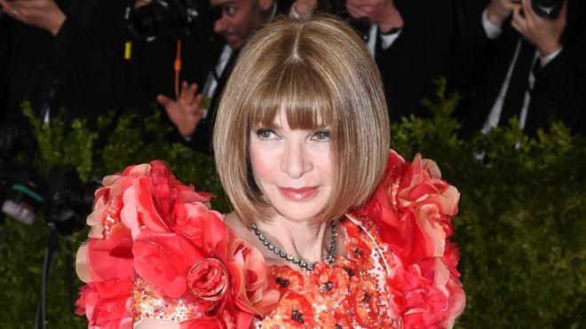 GETTY IMAGES Image caption Анна Винтур руководит американским изданием Vogue почти 30 лет