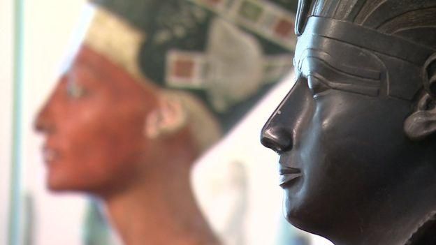 BBC NEWS Image caption О жизни древнеегипетской знати известно многое, теперь узнаем больше о жизни простых людей