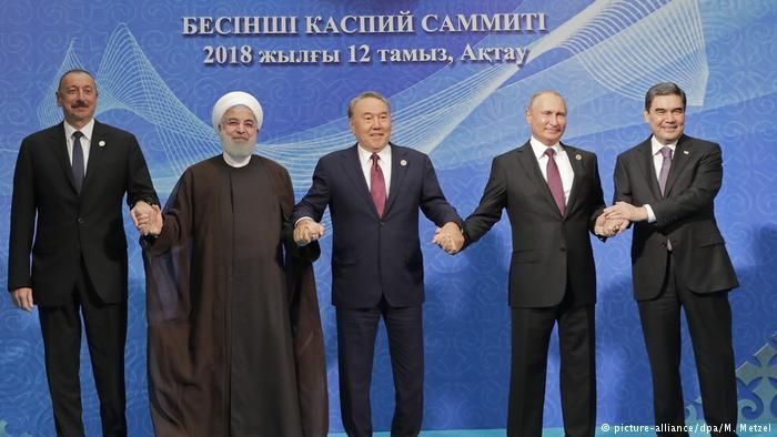 Лидеры прикаспийских государств на саммите в Актау, 12 августа 2018 года