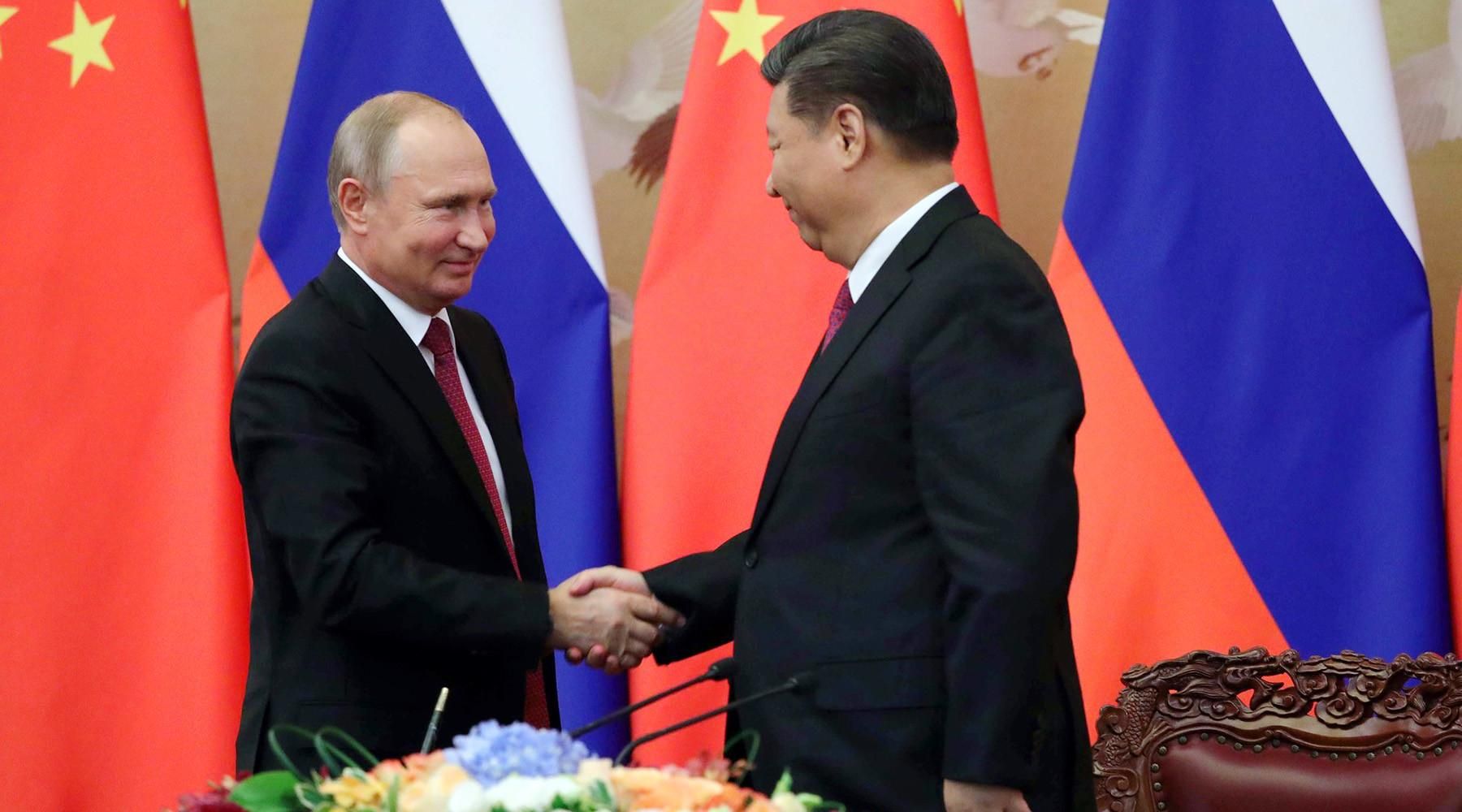 Президент России Владимир Путин во время встречи с председателем Китайской Народной Республики Си Цзиньпином globallookpress.com © Kremlin Pool/Global Look Press