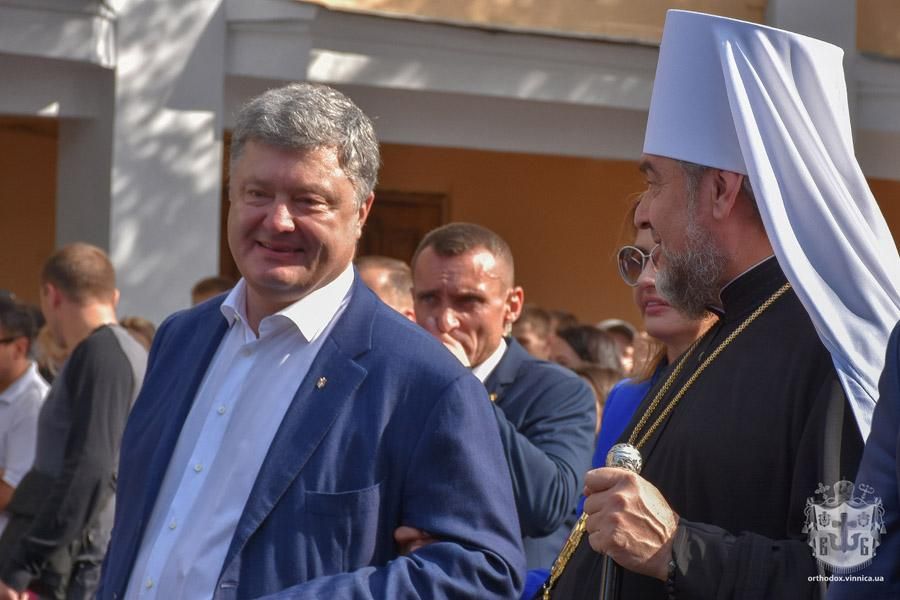 Порошенко поддерживал кандидатуру Симеона на выборах предстоятеля УПЦ в 2014 году. Фото: СПЖУ