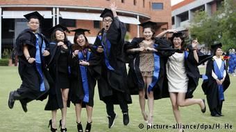 Китайские студенты учатся по всему миру. В Европе их больше всего привлекает в Великобритания