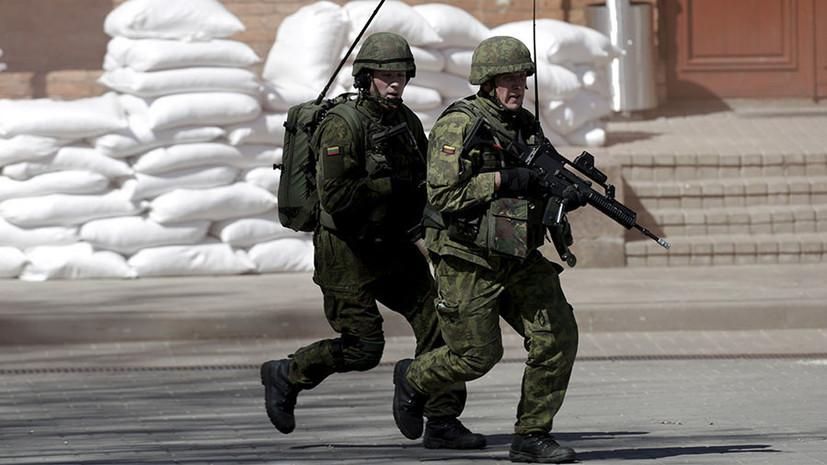 Военнослужащие ВС Литвы Reuters © Ints Kalnins