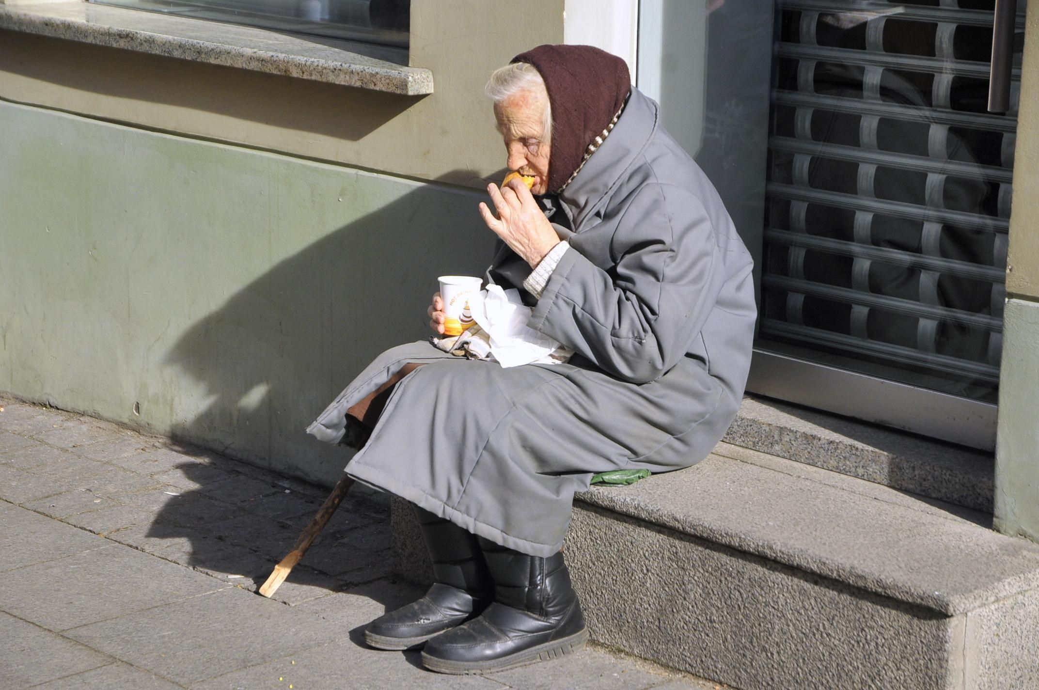 Порядка 29,6% жителей сегодняшней Литвы живут на грани нищеты, и этот показатель продолжает расти.