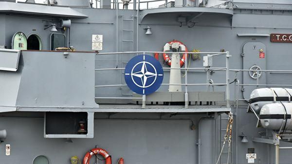 © РИА Новости / Стрингер Турецкий фрегат Fatih, прибывший с группой кораблей НАТО в порт Одессы. Архивное фото