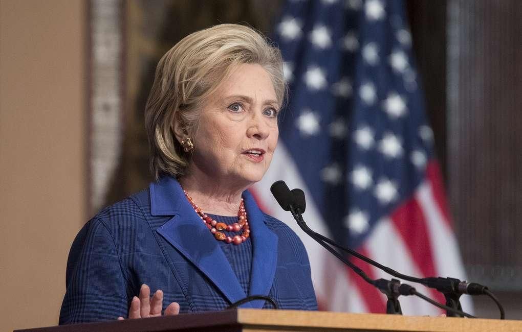 Хиллари Клинтон © EPA-EFE/MICHAEL REYNOLDS