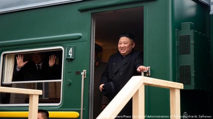 Ким Чен Ын прибыл во Владивосток на бронированном поезде