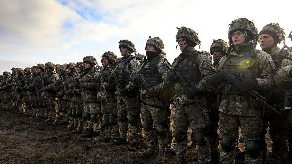 © РИА Новости / Пресс-служба президента Украины Украинские военнослужащие. Архивное фото