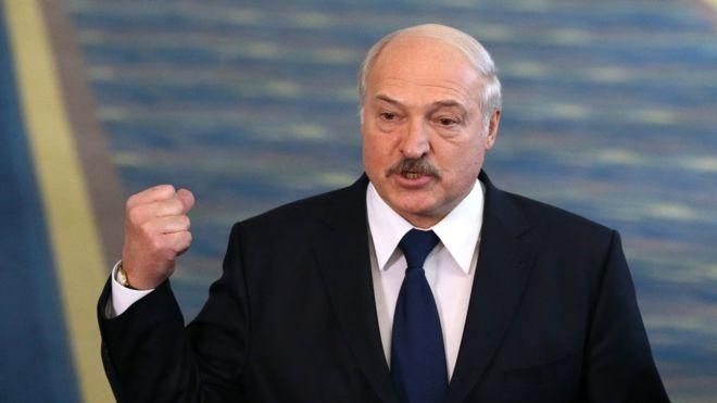 GETTY IMAGES Image caption СМИ предполагают, что на фоне похолодания отношений с Москвой Лукашенко стал избавляться от россиян в руководстве силовым блоком