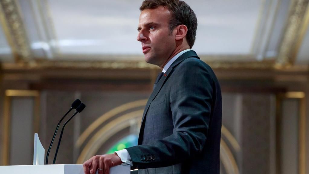 Президент Франции Эмманюэль Макрон выступил против выхода России из Совета Европы Christophe Petit Tesson/Pool via REUTERS