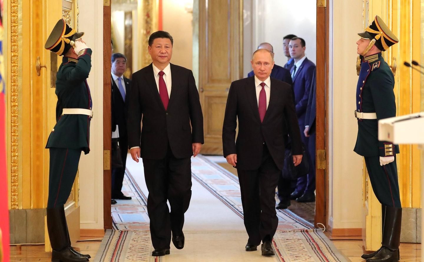 Си Цзиньпин и Владимир Путин. Фото © Пресс-служба Кремля