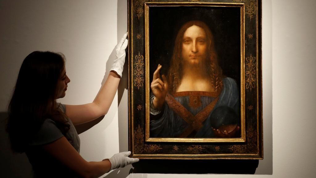 Картина «Спаситель мира» на аукционе Christie’s в Лондоне Fuente : REUTERS