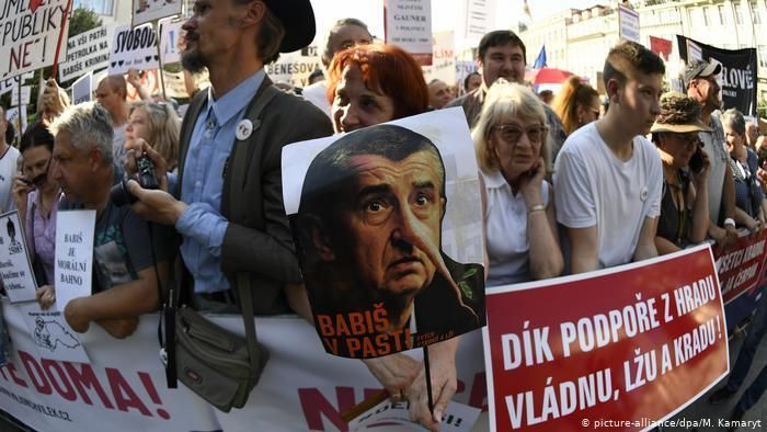 Протесты в Чехии против Андрея Бабиша