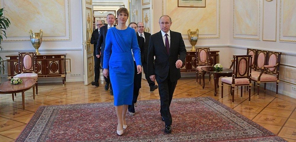Президент РФ Владимир Путин и президент Эстонии Керсти Кальюлайд во время встречи