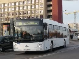 автобус на улицах Вильнюса