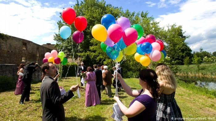 В Гютерсло в небо больше не полетят воздушные шары в честь молодоженов
