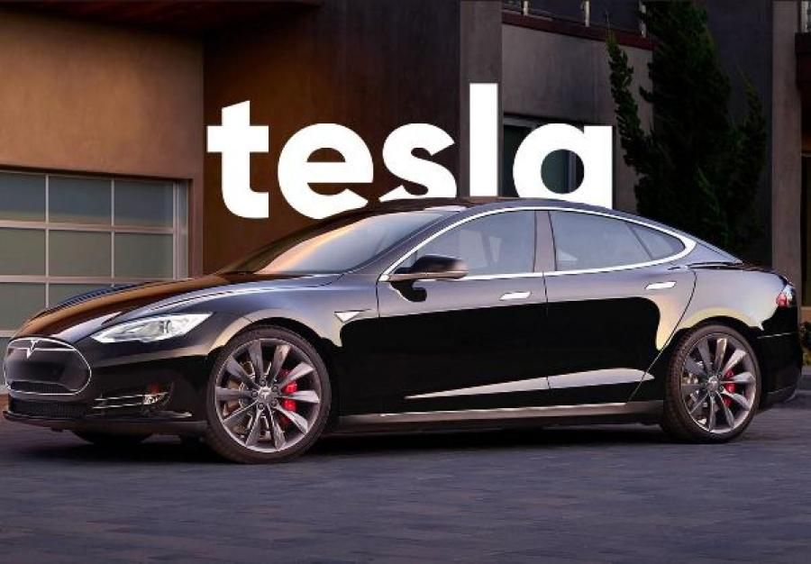 © Фото : Tesla Автомобили