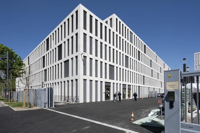 Штаб-квартира Федеральной прокуратуры Швейцарии в Берне. (© Keystone / Anthony Anex)