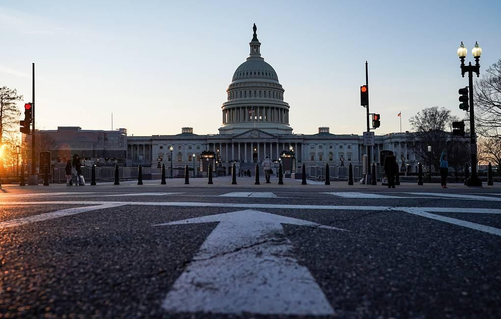 Здание Конгресса США, Вашингтон © REUTERS/Sarah Silbiger
