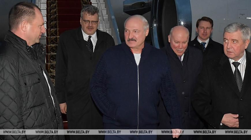Александр Лукашенко в аэропорту Сочи