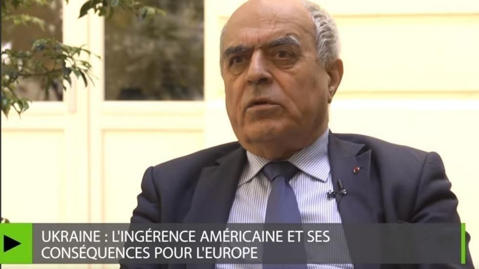 Бывший глава внешней разведки Франции Ален Жюйе в эфире RT в 2016 году. © Capture Youtube