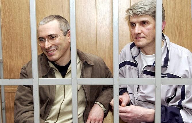 Михаил Ходорковский был приговорен в 2005 году к 9 годам заключения