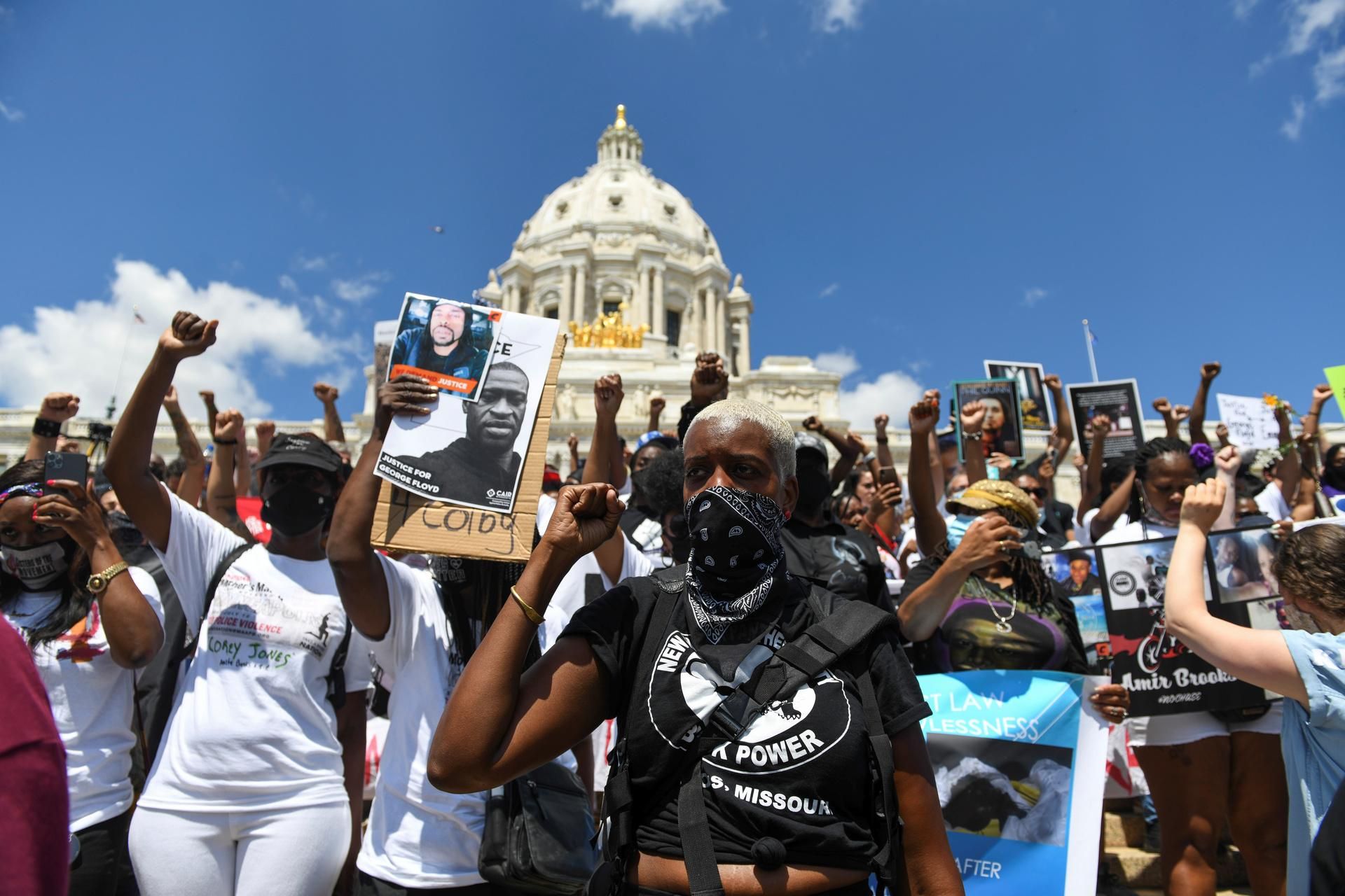 Протесты из-за гибели афроамериканца Джорджа Флойда Reuters © Brandon Bell