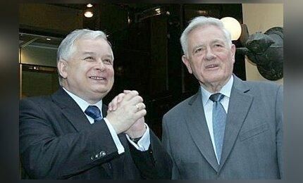 Архивное фото встречи Адамкуса и Качинского в 2010 году