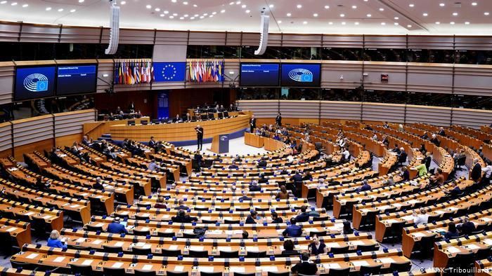 Зал заседаний Европарламента в Брюсселе (фото из архива)