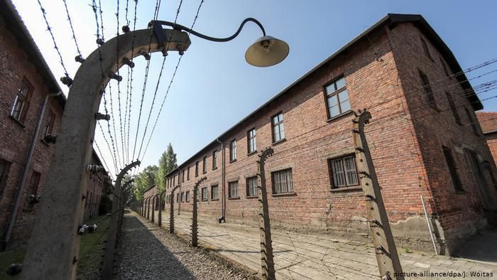 На территории бывшего концлагеря Освенцим