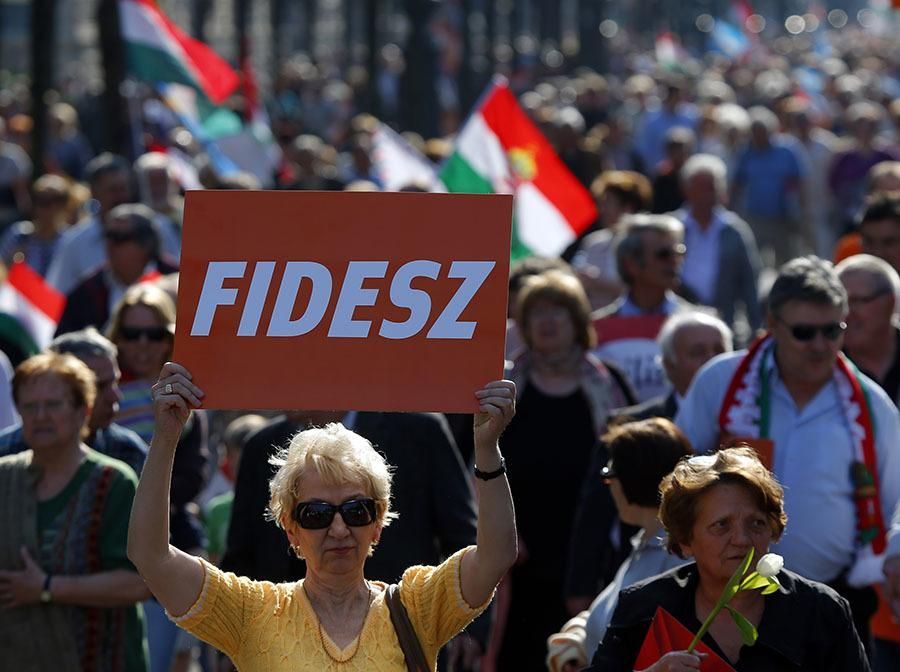Митинг сторонников венгерской партии «Фидес» Reuters © Laszlo Balogh