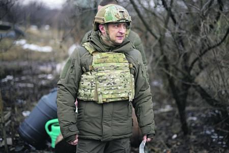 Владимир Зеленский решил опять пройтись вдоль линии разграничения сил. Фото Reuters