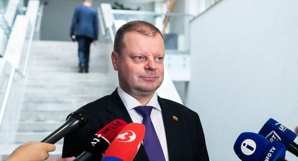 Лидер оппозиции, экс-премьер Литвы Саулюс Сквенялис