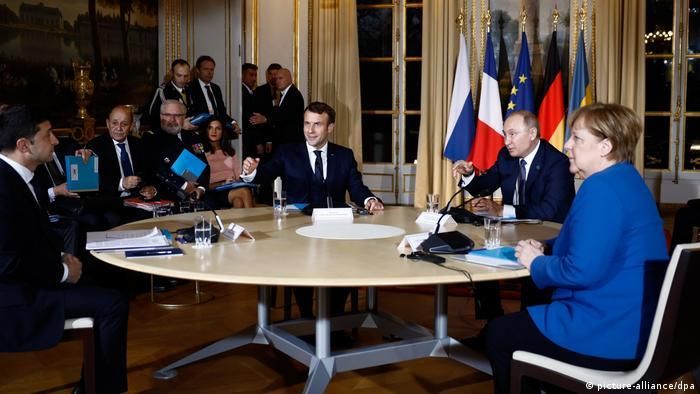 Последняя встреча глав государств и правительств "нормандского формата" прошла в 2019 году в Париже (Фото из архива DW)