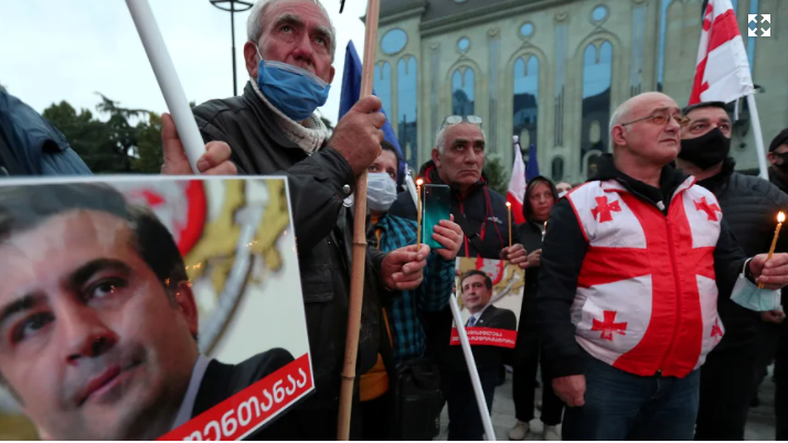 Акция протеста в поддержку Михаила Саакашвили в Тбилиси Фото: Irakli Gedenidze/File Photo, Reuters