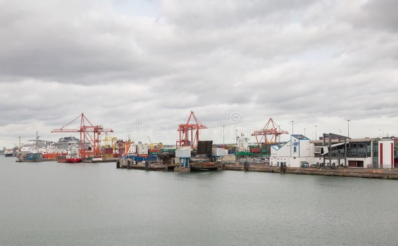 Вид на контейнерный терминал Дублина