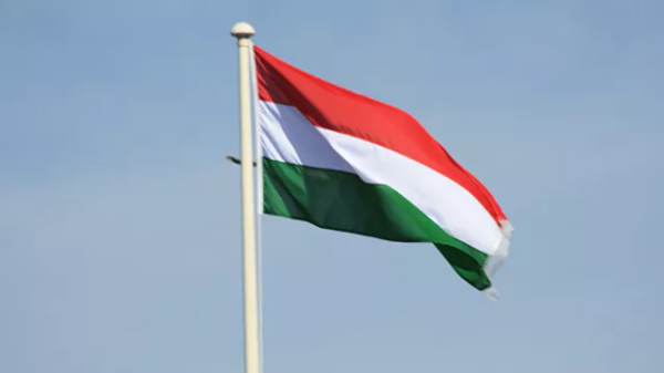 © Flickr / katdodd Флаг Венгрии