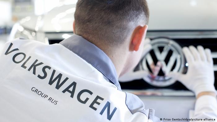 Компания VW ушла из России на фоне войны в Украине